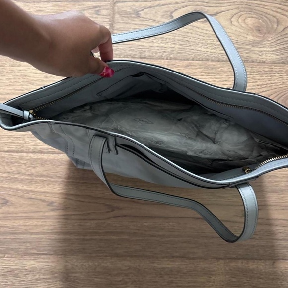 Grey Fossil leather tote bag - Picture 3 of 3